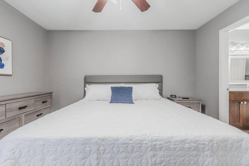 Cozy 2 Bedroom Apt 9Ml From Downtown Ft Worth Fort Worth Exterior photo